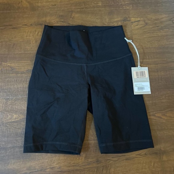 Everlane The Perform Bike Short Size Small - Picture 3 of 7